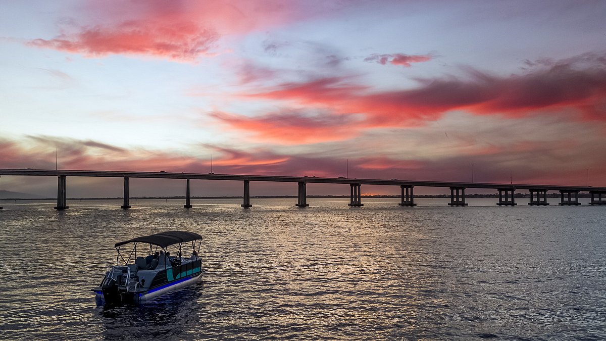 Boating & Canal Cruises