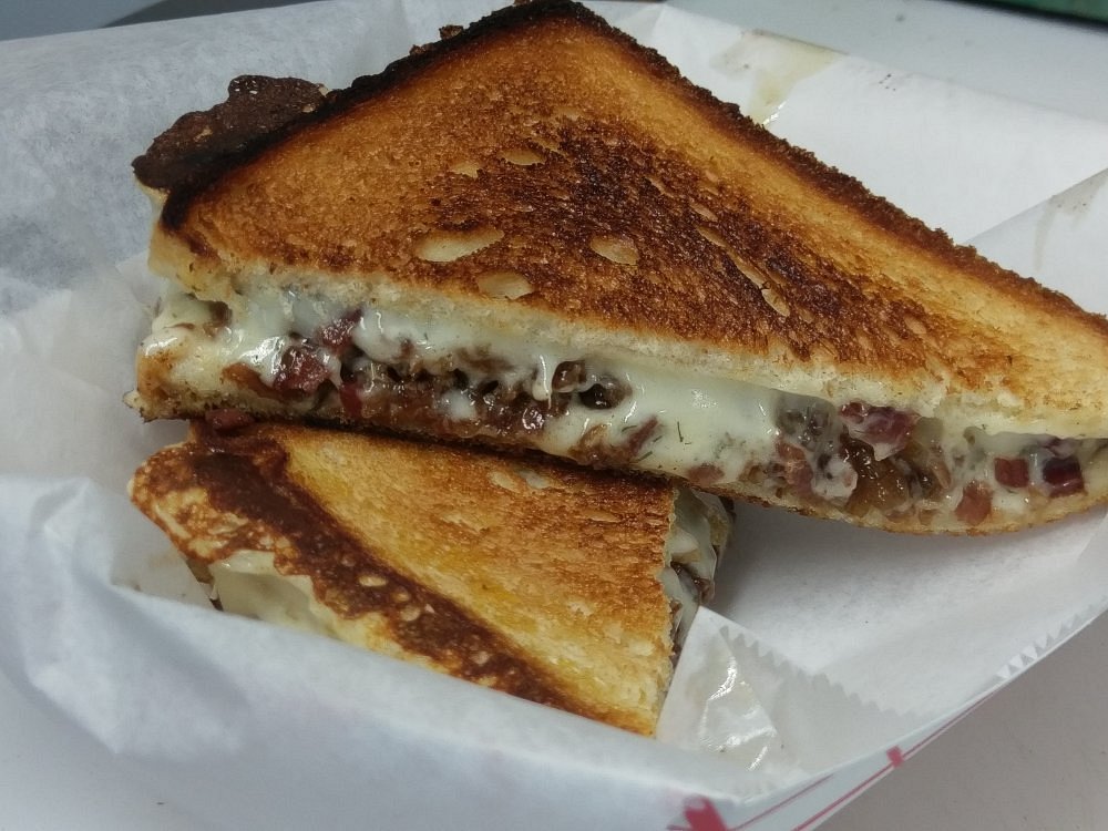 Where to Eat in Cape Coral – Top Restaurants Visitors Love